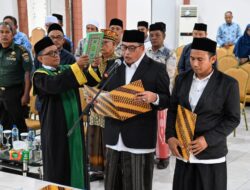 Pj Bupati Aceh Besar Kukuhkan Dua Anggota MPU PAW Periode 2022-2027