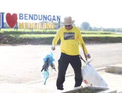 World Clean Up Day, ASN Aceh Besar Gelar Aksi 1 Jam Pungut Sampah di Venue PON XXI Waduk Keliling