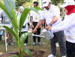 Hadiri HUT Fakultas Pertanian USK, Pj Gubernur Safrizal Canangkan Penanaman 500 Ribu Pohon Buah Khas Aceh