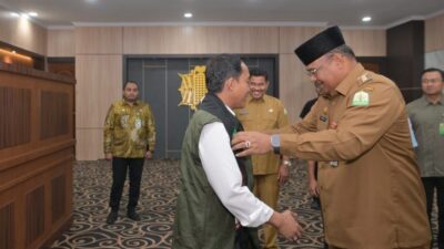 Pj Gubernur Safrizal Sambut Kedatangan Menteri Kehutanan, Ikut Dampingi Kunker ke Bener Meriah