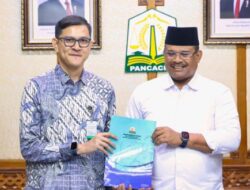 Pj Gubernur Aceh Tetapkan Raisul Mukhlis Sebagai Dirut PT BPR Syariah Mustaqim Aceh