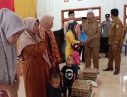 Pemkab Aceh Besar Salurkan Bantuan Anak Asuh Stunting