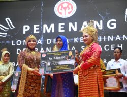 Gampong Kueh Aceh Besar Juara Favorit Lomba Desa Kerajinan Dekranasda 2024