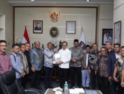 Bertemu Wamen, Pj Gubernur Safrizal Sebut Pilkada Berjalan Baik dan Lancar