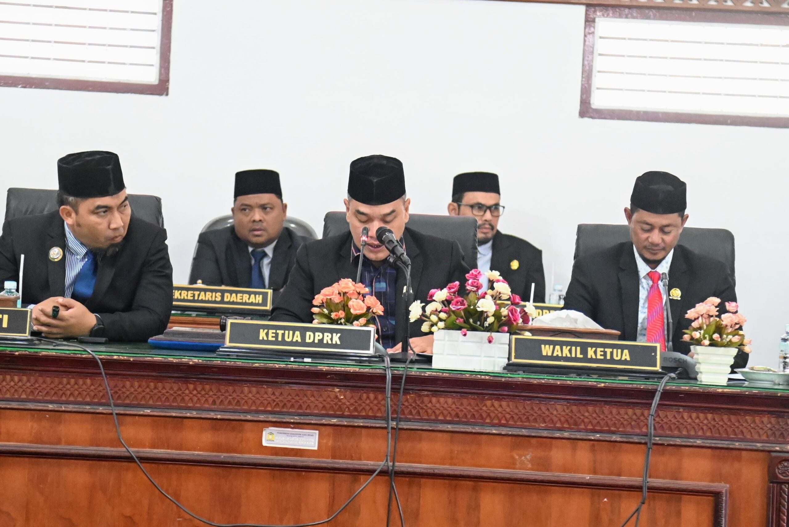 Pj Bupati Iswanto Hadiri Paripurna Penetapan Pasangan Bupati-Wakil Bupati Aceh Besar Terpilih