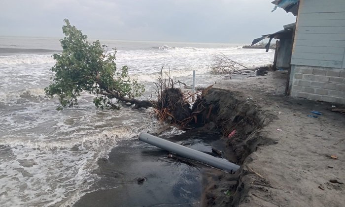 Kapolres Lhokseumawe Imbau Warga Pesisir Tingkatkan Kewaspadaan