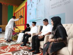 Peusijuk Illiza-Afdal: Banda Aceh Sambut Pemimpin Baru