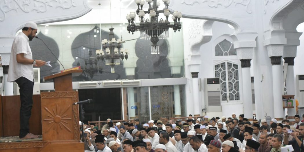 Mualem Launching Ingub Wajibkan ASN dan Masyarakat Shalat Fardhu Berjamaah