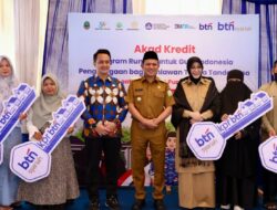 Wakil Gubernur Fadhlullah Hadiri Akad Massal Program Rumah untuk Guru