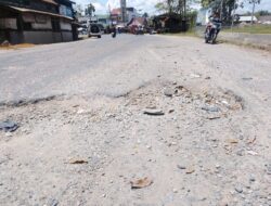 Jalan Lintas Medan – Banda Aceh di Kejuruan Muda Miliki Gaya Seni Motif Lubang