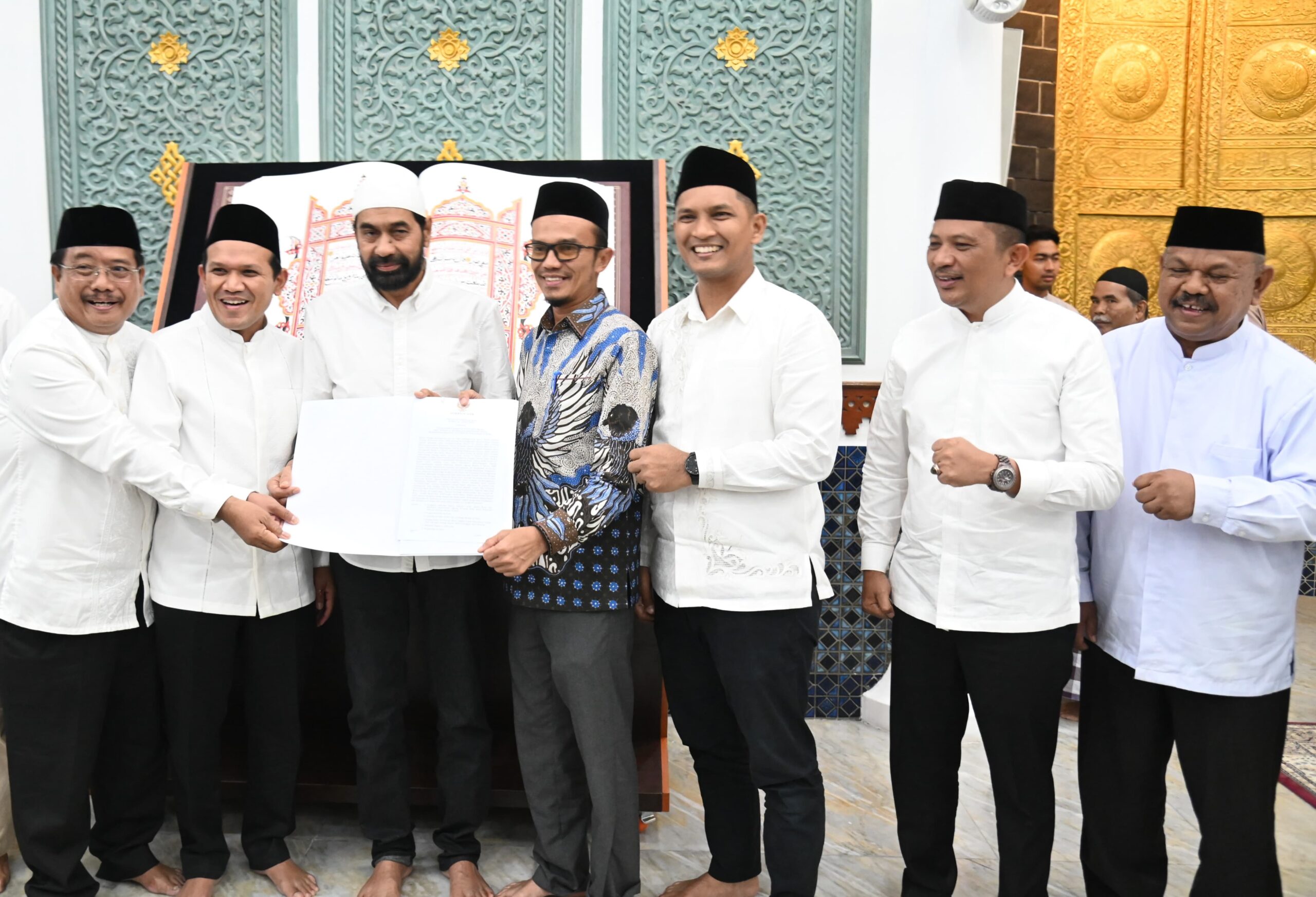 Aceh Besar Terima SE Gubernur tentang Penghentian Kegiatan Menjelang Azan