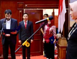 Mualem Kukuhkan Bunda PAUD, Bunda Literasi, dan Ketua FORIKAN Aceh