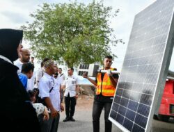 Pemko Banda Aceh Pasang 27 Lampu Tenaga Surya di Jalan Ulee Lheue-Kp Jawa