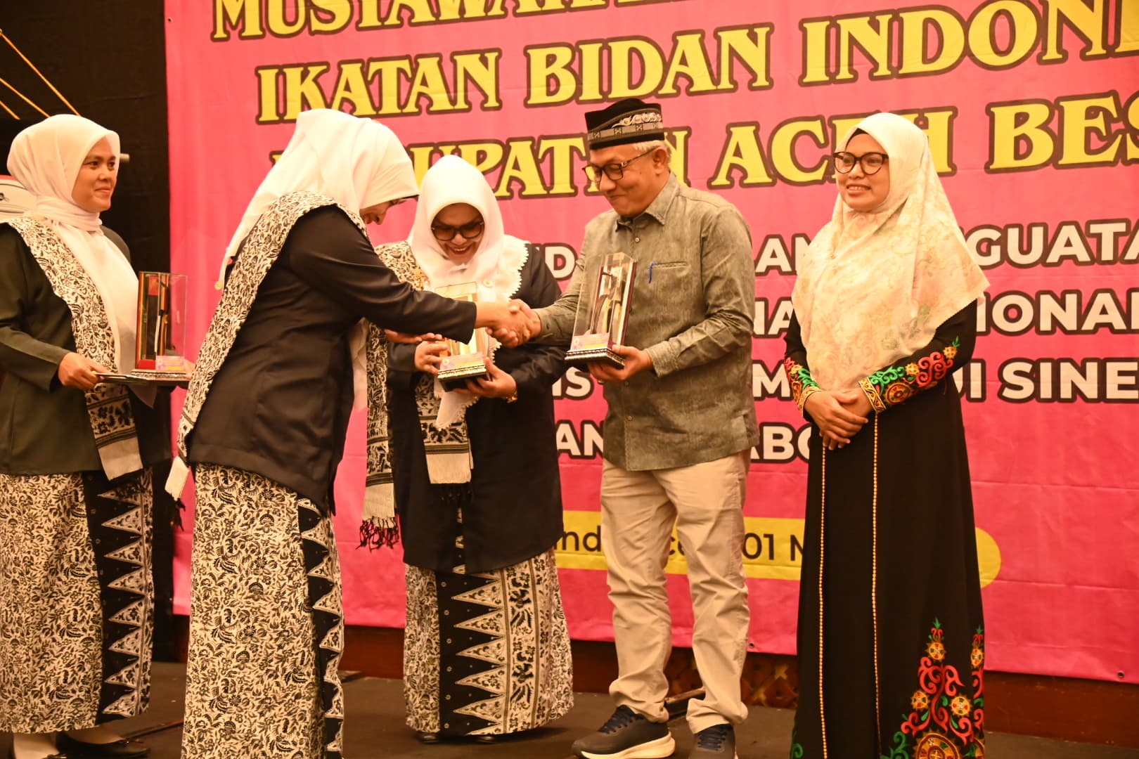 Muscab XI IBI Aceh Besar, Asisten I Sekdakab: Bidan Punya Peran Penting