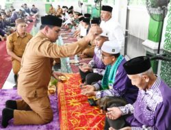 425 Jamaah Calon Haji Aceh Besar Dipeusijuek