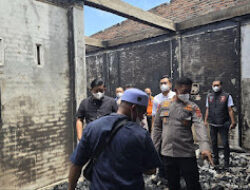 Polda Sumut dan Polres Langsa Olah TKP Kebakaran 4 Ruko di Manyak Payed