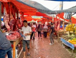 Pasar Pagi Keutapang Dua Dipadati Warga