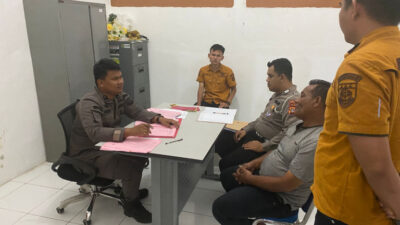 Satlantas Polres Aceh Selatan Serahkan Tersangka Lakalantas ke Kejari
