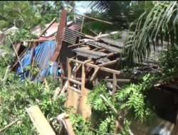 25 Rumah Warga Rusak Diterjang Angin Kencang di Teupin Breuh