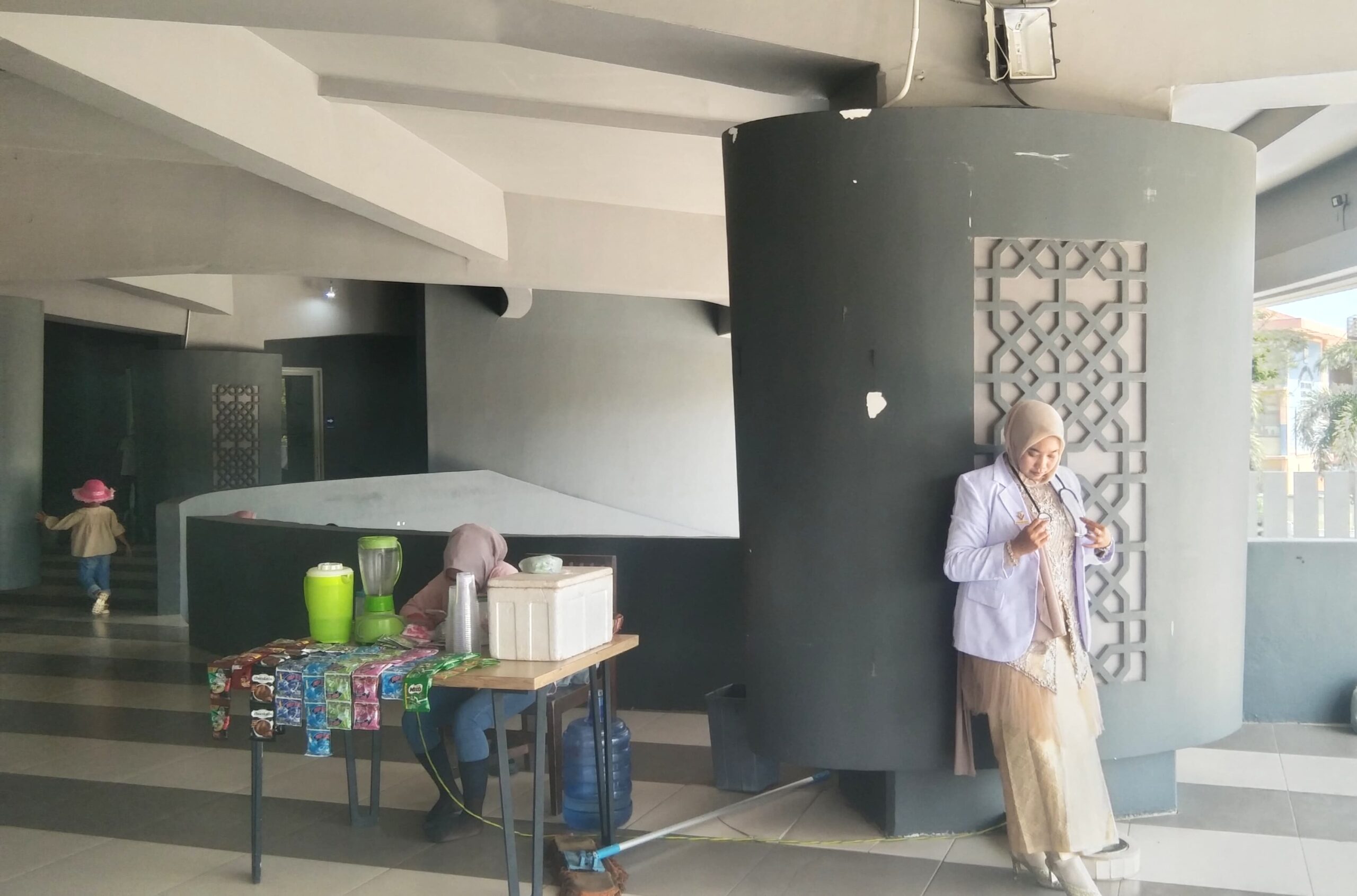 Lapak Jualan di Mesium Tsunami Aceh, Rusak Estetika dan Kenyamanan