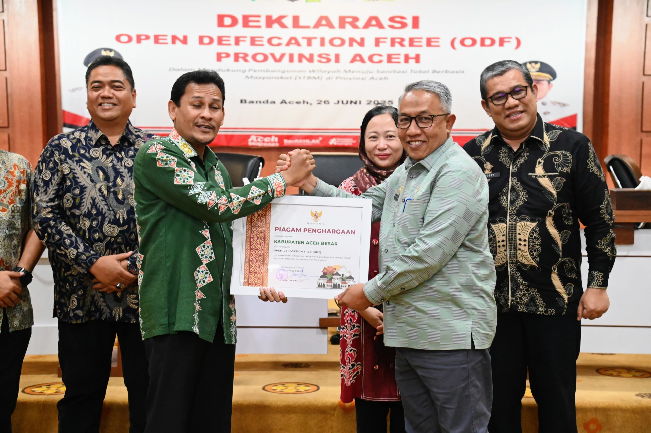 Aceh Besar Terima Penghargaan ODF SBS dari Provinsi