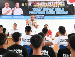 Ketua DPRK Pimpin Pelepasan Tim Sepakbola Pra PORA Aceh Besar