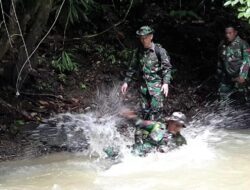 Danrem Ali Imran Pimpin Ratusan Prajurit Angkut Material Pugar Makam Cut Meutia