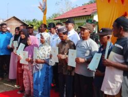 Bupati Serahkan 207 Persil Prona untuk Kampung Kuala Peunaga