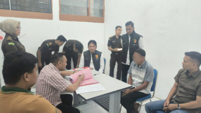 Polres Aceh Selatan Serahkan Tersangka Kekerasan Anak ke Kejaksaan