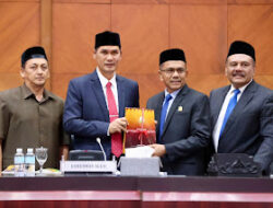 Plt Sekda Aceh Sampaikan Raqan RPJMA 2025-2029