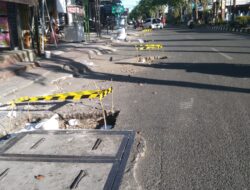 Jalan Teuku Umar dalam Perbaikan, PUPR Aceh Barat Imbau Warga Waspada