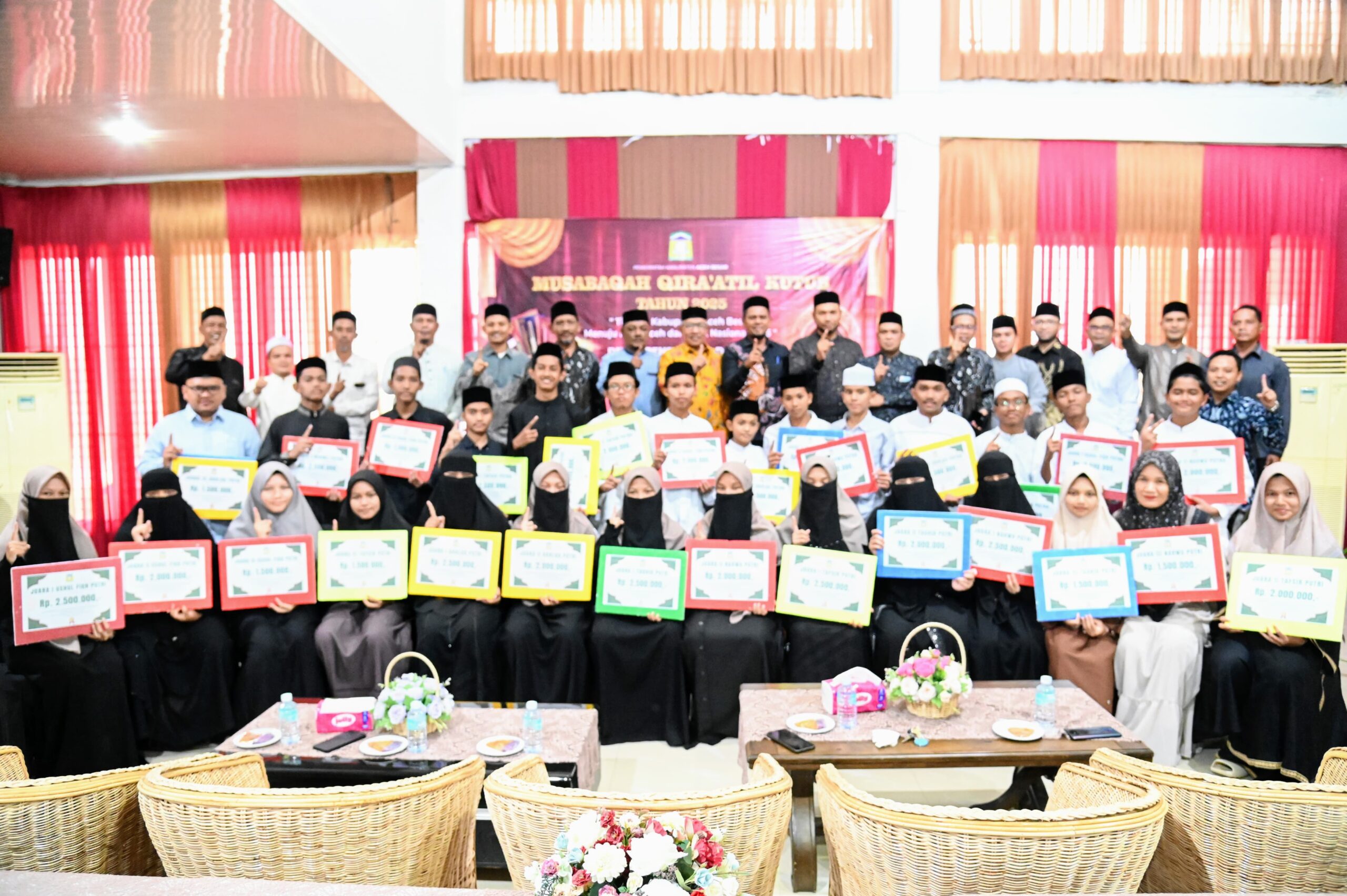 Aceh Besar Berikan Penghargaan pada Penutupan Seleksi MQK