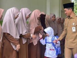 Antusias Hari Pertama Sekolah, Bupati Aceh Barat Dorong Peran Aktif Orang Tua