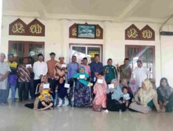 Forum Mualaf Aceh Barat Terima Bantuan dari Dermawan