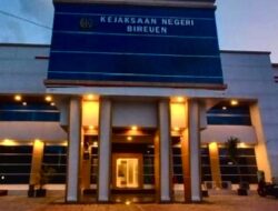 Kejari Bireuen Tahan Dua Tersangka Pengoplos BBM Janis Pertalite