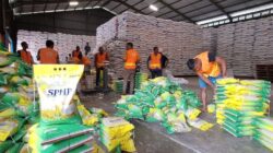 Bulog Pastikan Penyaluran Beras SPHP tak Ganggu Harga Gabah Petani