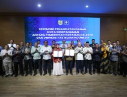 Wali Kota Banda Aceh Teken MoU dengan Rektor UII Yogyakarta