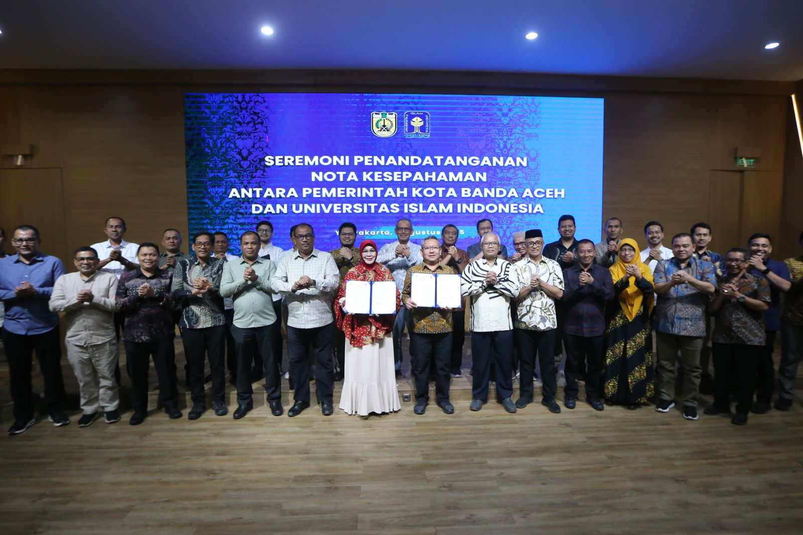 Wali Kota Banda Aceh Teken MoU dengan Rektor UII Yogyakarta