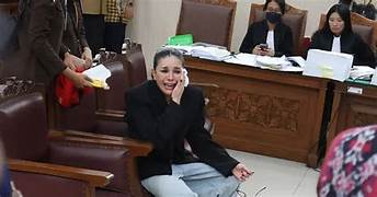 Nikita Mirzani Laporkan Kasus Suap Hakim dan Jaksa ke KPK