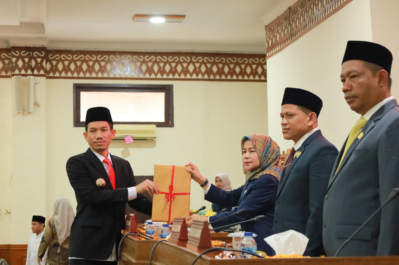 DPRK Aceh Barat Tetapkan Dua Raqan Strategis Pembangunan Daerah