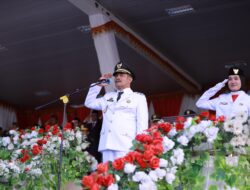 Upacara Penurunan Bendera HUT Ke-80 RI, Wakil Bupati Syukri Inspektur