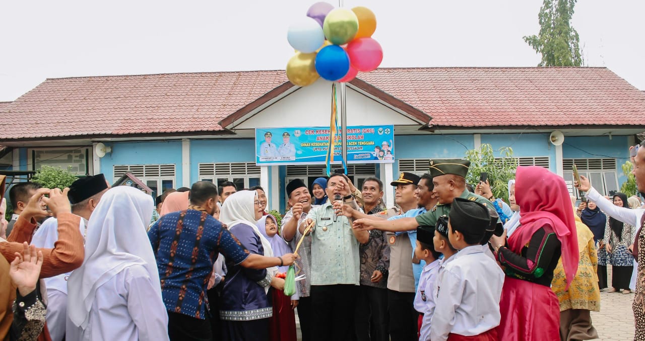 Anak Sekolah Gratis Cek Kesehatan di Aceh Tenggara