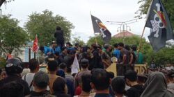 Ini Enam Tuntutan Pendemo yang Disetujui Pimpinan DPRA