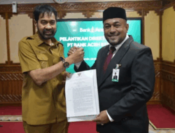 Gubernur Lantik Fadhil Ilyas sebagai Dirut Bank Aceh
