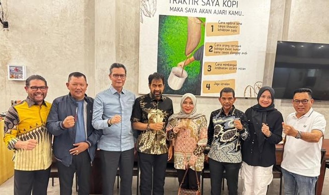 Mualem dan Forbes Aceh Bahas Revisi UUPA