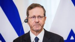 Ribuan Warga Minta Pemerintah Inggris Tangkap Presiden Israel