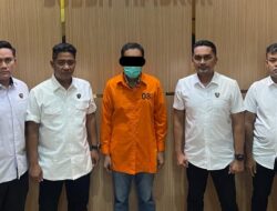 Polisi Tahan Tersangka Korupsi Wastafel Sekolah