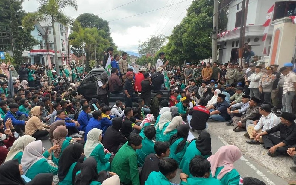 Demo_Takengon