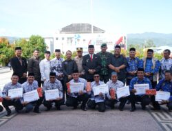 Tujuh Kepala Sekolah dan satu Guru Raih Penghargaan di Hardikda ke-66