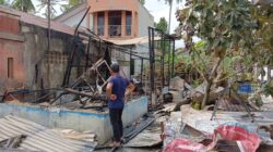 Rumah Dilalap Api, Ngatijan Alami Kerugian Puluhan Juta